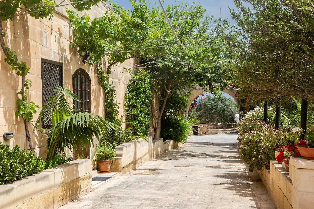 Bed and Breakfast Ta' Bertu Host Family Bed & Breakfast à Ħal Far 2*,