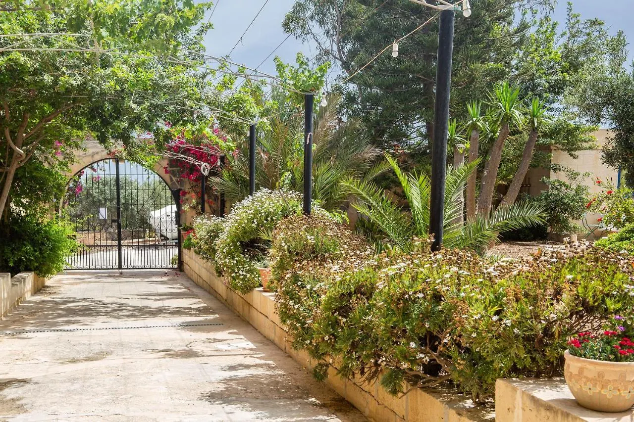 Bed and Breakfast Ta' Bertu Host Family Bed & Breakfast à Ħal Far 2*,