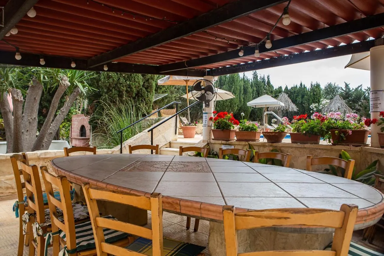 **  Ta' Bertu Host Family Bed & Breakfast Ħal Far Málta