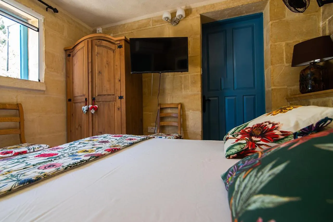 Ta' Bertu Host Family Bed & Breakfast Ħal Far Málta