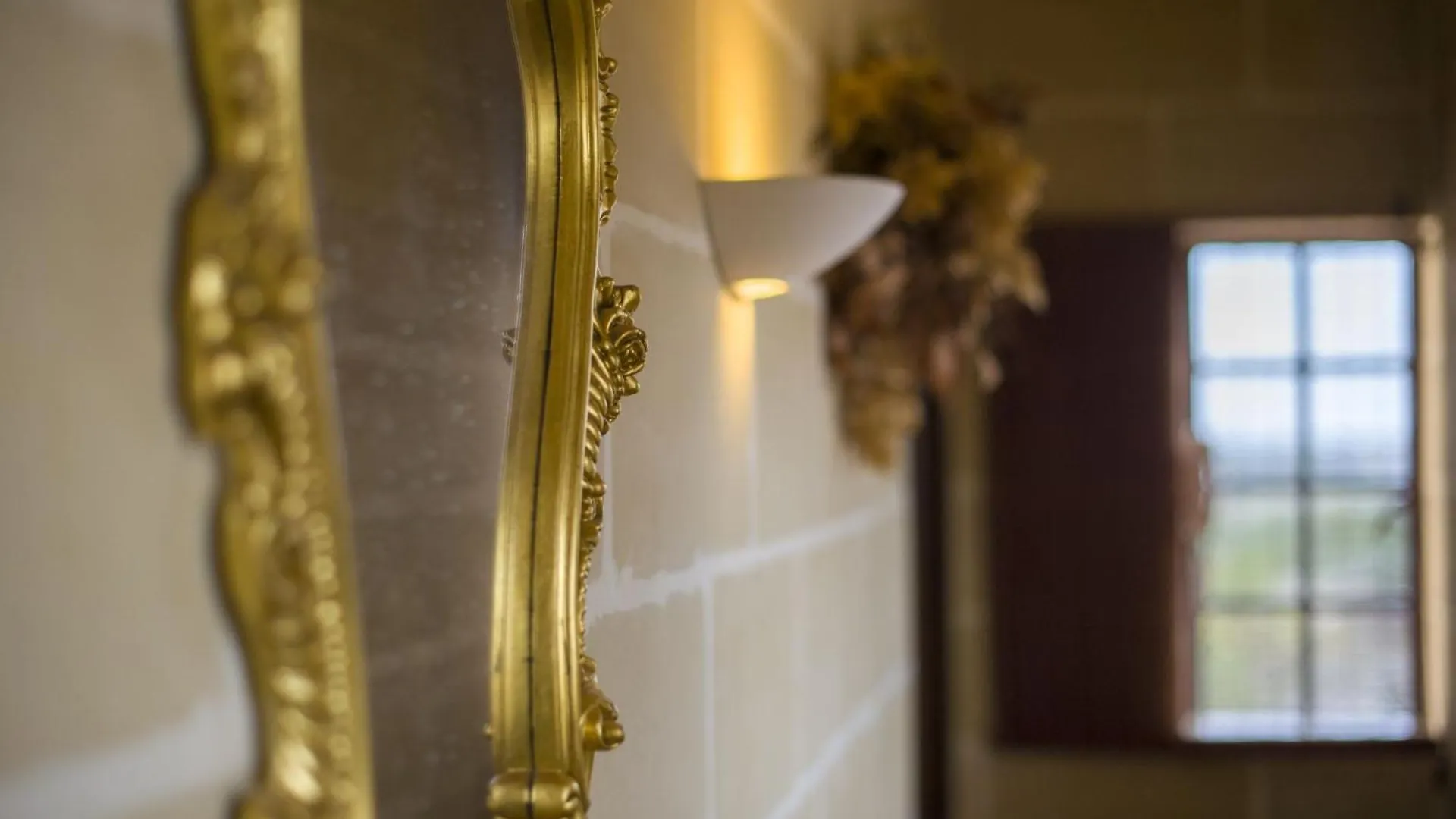 **  Ta' Bertu Host Family Bed & Breakfast Ħal Far Malta